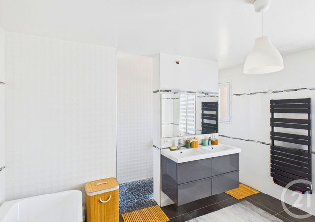 Maison à vendre - 7 pièces - 216,50 m2 - Rambouillet - 78 - ILE-DE-FRANCE