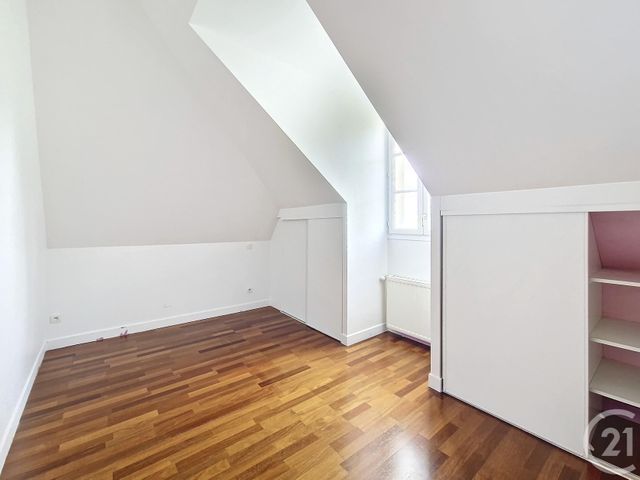 Afficher la photo en grand Maison à vendre - 7 pièces - 182 m2 - Rambouillet - 78 - ILE-DE-FRANCE