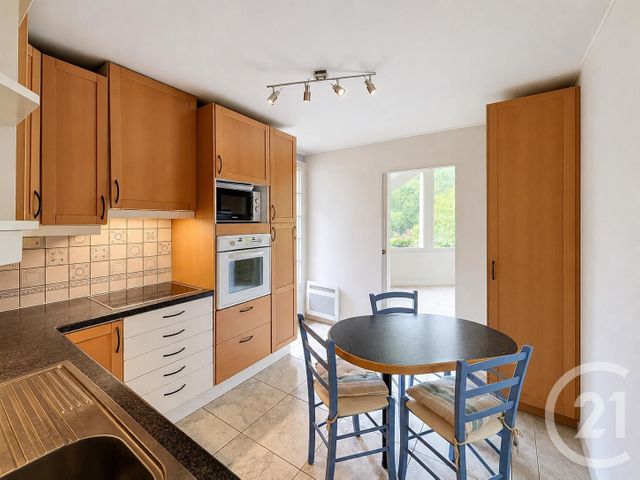 Maison &agrave; vendre - 8 pi&egrave;ces - 179,85 m2 - Rambouillet - 78 - ILE-DE-FRANCE