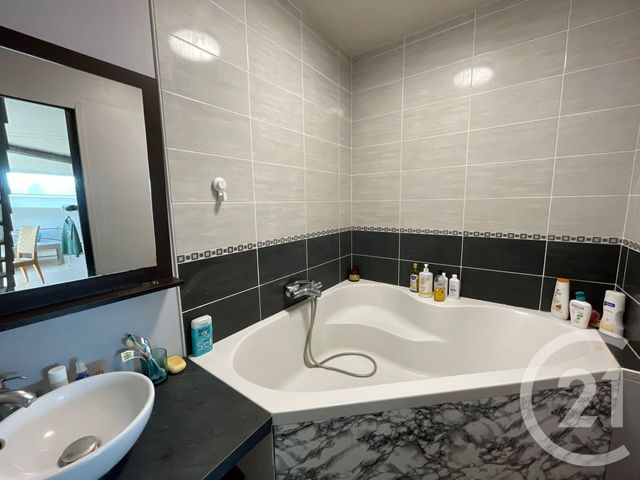 Appartement F3 &agrave; louer - 3 pi&egrave;ces - 70,47 m2 - Rambouillet - 78 - ILE-DE-FRANCE