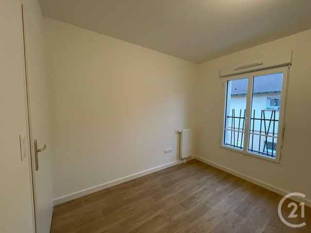 Appartement F2 à louer - 2 pièces - 42 m2 - Epernon - 28 - CENTRE