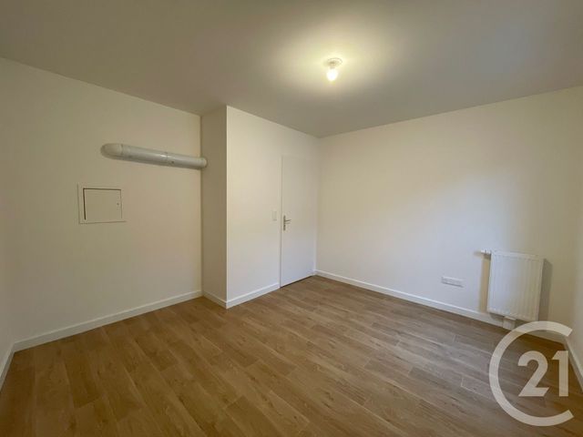 Appartement F2 à louer - 2 pièces - 47 m2 - Epernon - 28 - CENTRE
