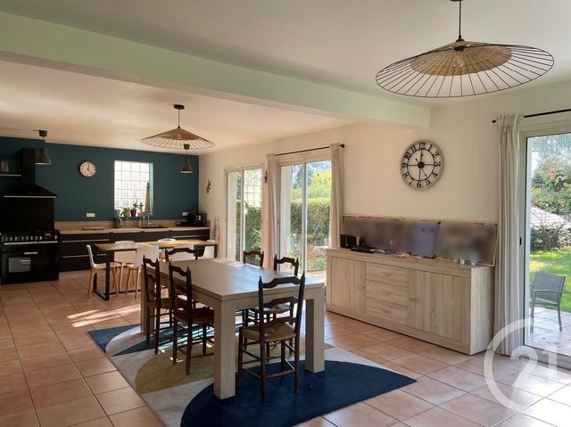 Maison à louer - 7 pièces - 223,47 m2 - St Remy Les Chevreuse - 78 - ILE-DE-FRANCE