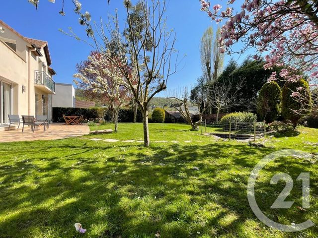 Maison à louer - 7 pièces - 223,47 m2 - St Remy Les Chevreuse - 78 - ILE-DE-FRANCE