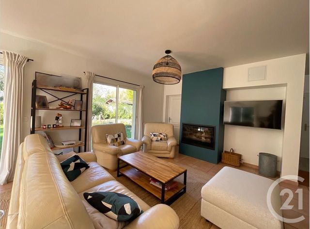 Maison à louer - 7 pièces - 223,47 m2 - St Remy Les Chevreuse - 78 - ILE-DE-FRANCE