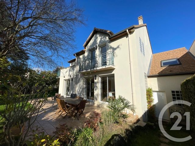 Maison à louer - 7 pièces - 223,47 m2 - St Remy Les Chevreuse - 78 - ILE-DE-FRANCE