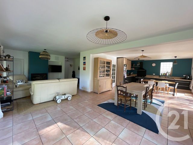 Maison à louer - 7 pièces - 223,47 m2 - St Remy Les Chevreuse - 78 - ILE-DE-FRANCE