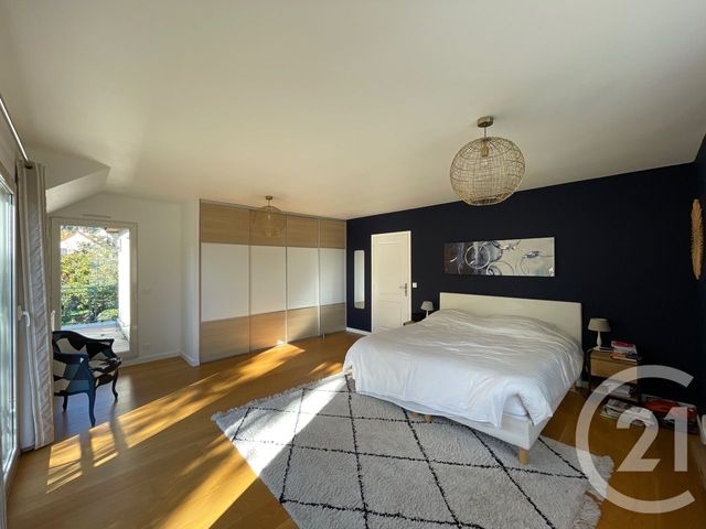 Maison à louer - 7 pièces - 223,47 m2 - St Remy Les Chevreuse - 78 - ILE-DE-FRANCE