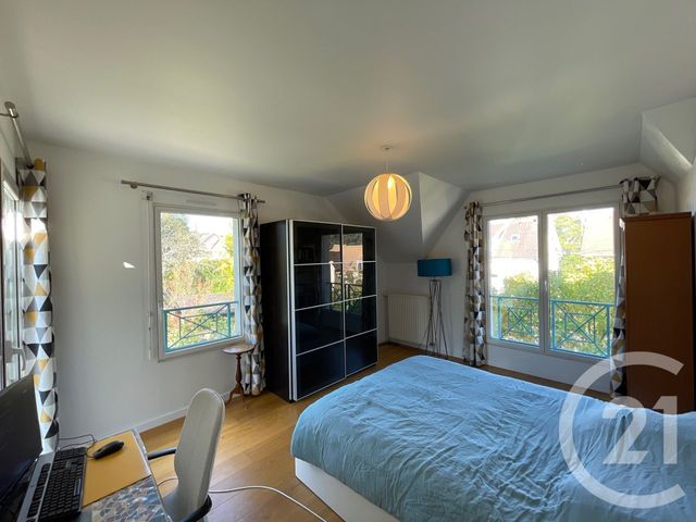 Maison à louer - 7 pièces - 223,47 m2 - St Remy Les Chevreuse - 78 - ILE-DE-FRANCE