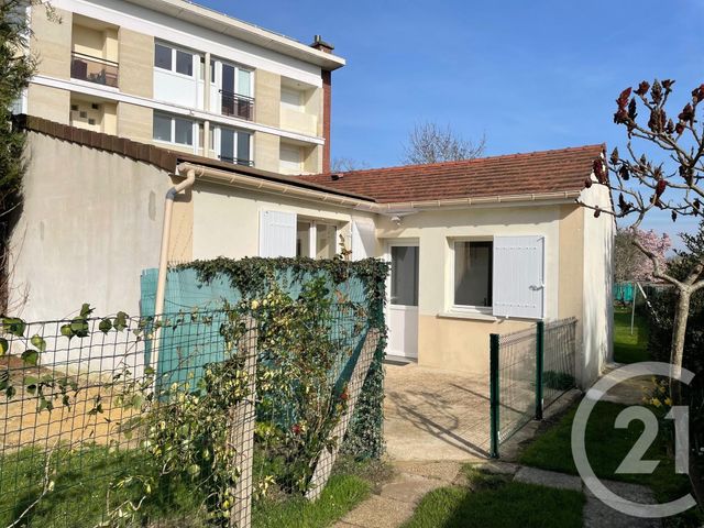 Maison à louer - 3 pièces - 58,31 m2 - Les Essarts Le Roi - 78 - ILE-DE-FRANCE