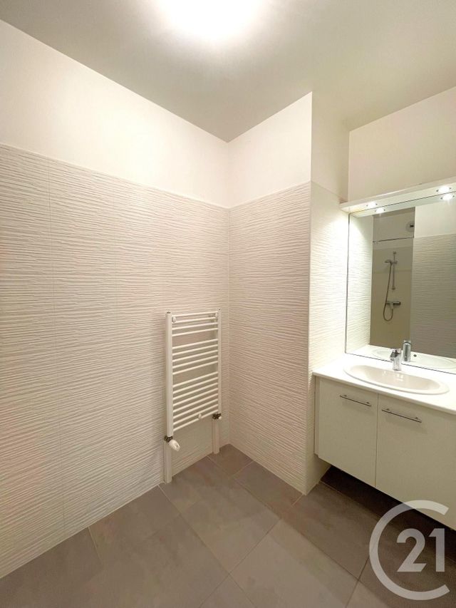 Appartement F2 &agrave; louer - 2 pi&egrave;ces - 45,20 m2 - Rambouillet - 78 - ILE-DE-FRANCE