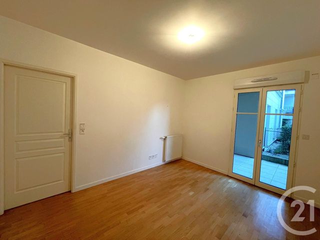Appartement F2 &agrave; louer - 2 pi&egrave;ces - 45,20 m2 - Rambouillet - 78 - ILE-DE-FRANCE