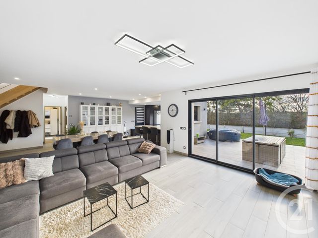 Maison &agrave; vendre - 7 pi&egrave;ces - 173 m2 - Epernon - 28 - CENTRE