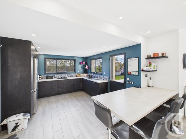 Maison &agrave; vendre - 7 pi&egrave;ces - 173 m2 - Epernon - 28 - CENTRE