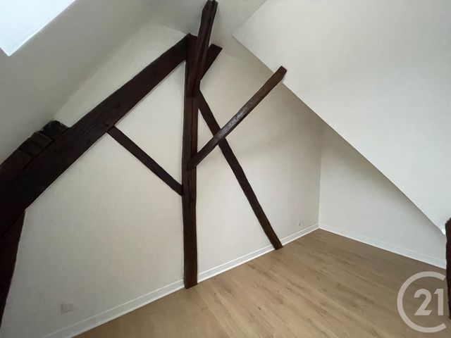 Appartement F1 &agrave; louer - 3 pi&egrave;ces - 62,73 m2 - Epernon - 28 - CENTRE