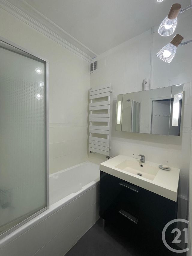 Appartement F4 &agrave; louer - 4 pi&egrave;ces - 73,94 m2 - Rambouillet - 78 - ILE-DE-FRANCE