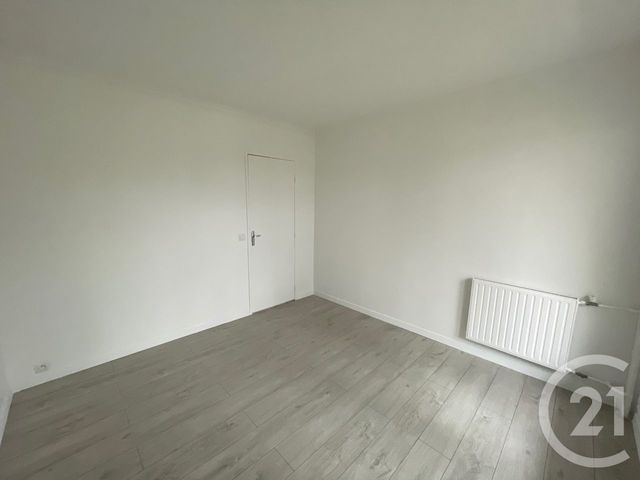 Appartement F4 &agrave; louer - 4 pi&egrave;ces - 97,58 m2 - Magny Les Hameaux - 78 - ILE-DE-FRANCE