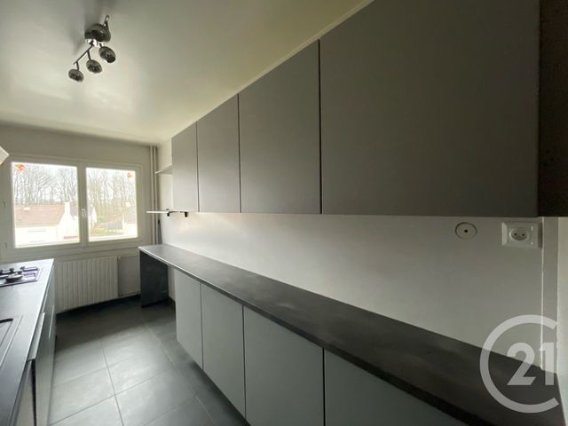 Appartement F4 &agrave; louer - 4 pi&egrave;ces - 97,58 m2 - Magny Les Hameaux - 78 - ILE-DE-FRANCE