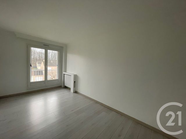 Appartement F4 &agrave; louer - 4 pi&egrave;ces - 97,58 m2 - Magny Les Hameaux - 78 - ILE-DE-FRANCE