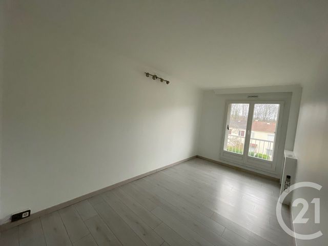Appartement F4 &agrave; louer - 4 pi&egrave;ces - 97,58 m2 - Magny Les Hameaux - 78 - ILE-DE-FRANCE