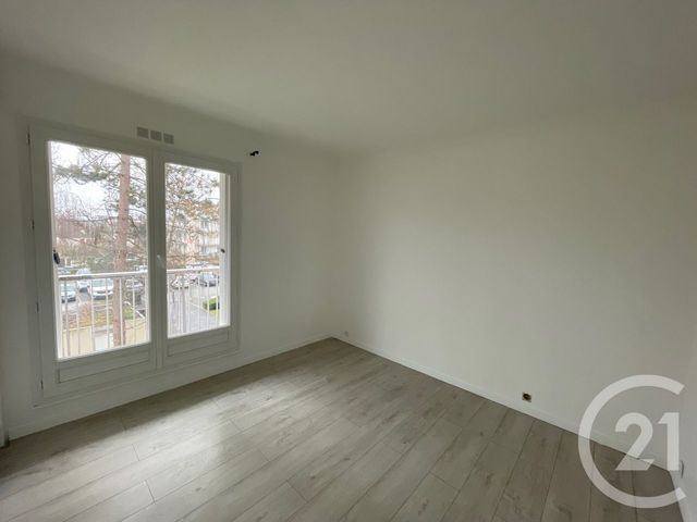 Appartement F4 &agrave; louer - 4 pi&egrave;ces - 97,58 m2 - Magny Les Hameaux - 78 - ILE-DE-FRANCE