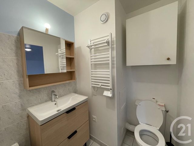 Appartement T1 &agrave; louer - 1 pi&egrave;ce - 21,05 m2 - Le Perray En Yvelines - 78 - ILE-DE-FRANCE