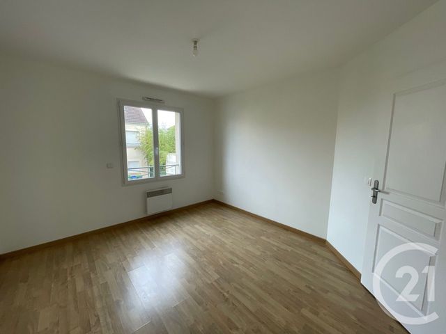 Maison &agrave; louer - 5 pi&egrave;ces - 88,36 m2 - Rambouillet - 78 - ILE-DE-FRANCE