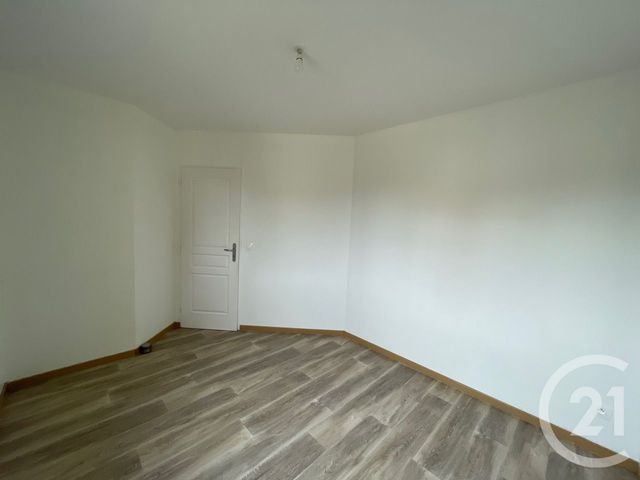 Maison &agrave; louer - 5 pi&egrave;ces - 88,36 m2 - Rambouillet - 78 - ILE-DE-FRANCE