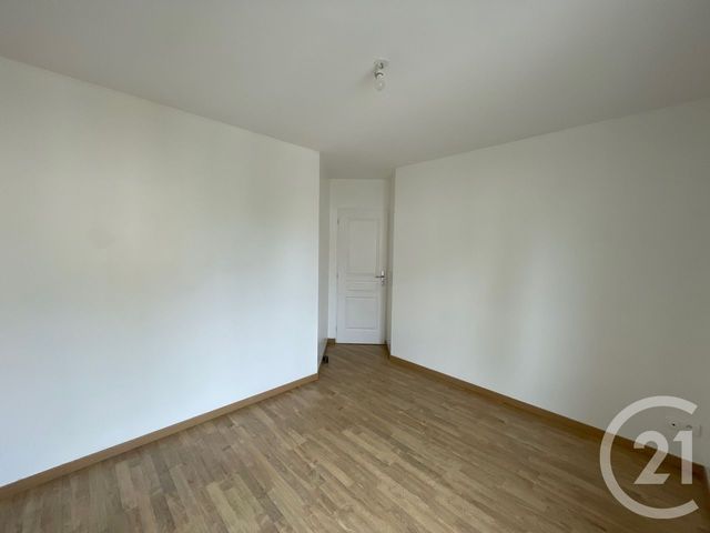 Maison &agrave; louer - 5 pi&egrave;ces - 88,36 m2 - Rambouillet - 78 - ILE-DE-FRANCE