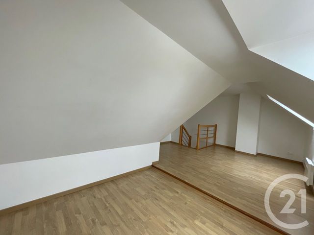 Maison &agrave; louer - 5 pi&egrave;ces - 88,36 m2 - Rambouillet - 78 - ILE-DE-FRANCE