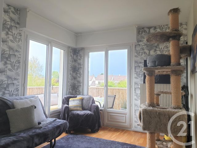 Appartement F3 &agrave; louer - 3 pi&egrave;ces - 70,84 m2 - Rambouillet - 78 - ILE-DE-FRANCE