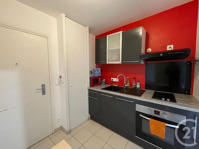 Appartement Studio &agrave; louer - 1 pi&egrave;ce - 22,90 m2 - Rambouillet - 78 - ILE-DE-FRANCE