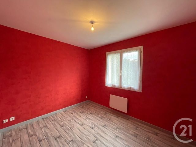 Maison &agrave; louer - 4 pi&egrave;ces - 81,25 m2 - Villiers Le Morhier - 28 - CENTRE