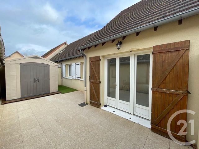 Maison &agrave; louer - 4 pi&egrave;ces - 81,25 m2 - Villiers Le Morhier - 28 - CENTRE