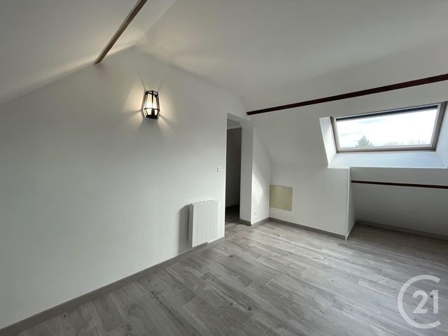 Maison &agrave; louer - 4 pi&egrave;ces - 81,25 m2 - Villiers Le Morhier - 28 - CENTRE