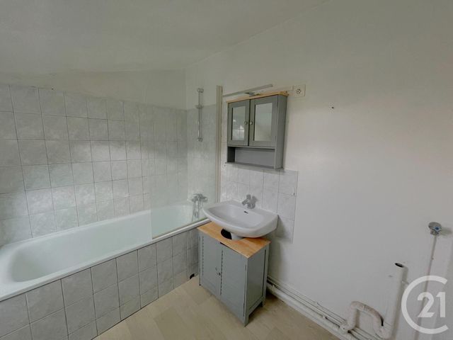 Appartement Duplex &agrave; louer - 2 pi&egrave;ces - 45,83 m2 - Rambouillet - 78 - ILE-DE-FRANCE