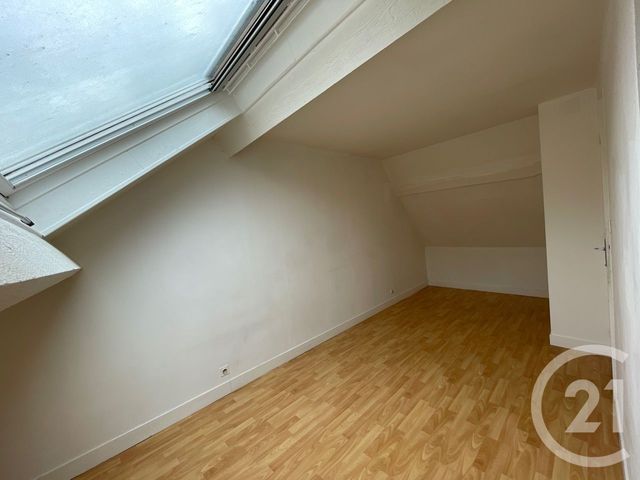 Appartement Duplex &agrave; louer - 2 pi&egrave;ces - 37,94 m2 - Gallardon - 28 - CENTRE