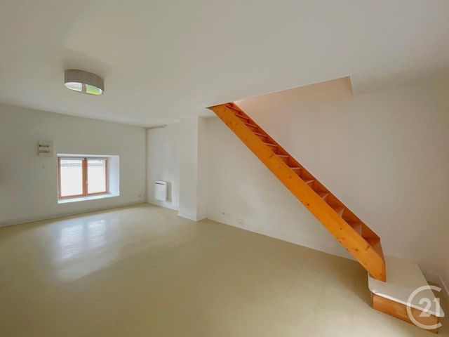 Appartement Duplex &agrave; louer - 2 pi&egrave;ces - 37,94 m2 - Gallardon - 28 - CENTRE