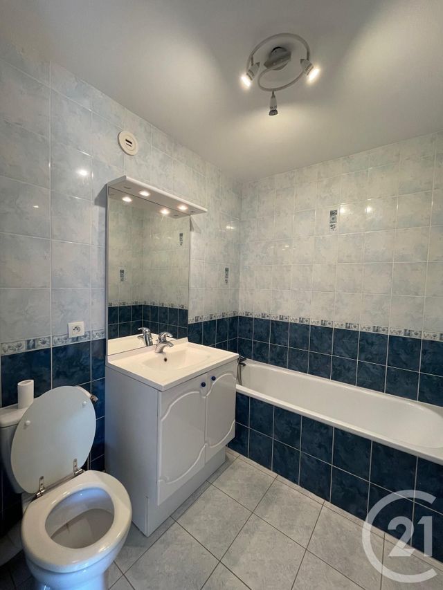 Appartement F1 &agrave; louer - 1 pi&egrave;ce - 29,95 m2 - Rambouillet - 78 - ILE-DE-FRANCE