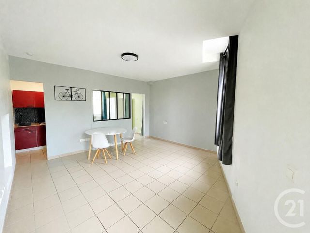 Appartement F2 à louer EPERNON