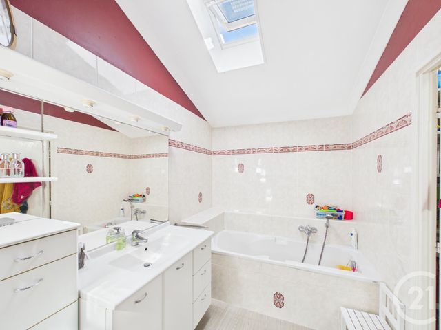Maison &agrave; vendre - 6 pi&egrave;ces - 142 m2 - Rambouillet - 78 - ILE-DE-FRANCE