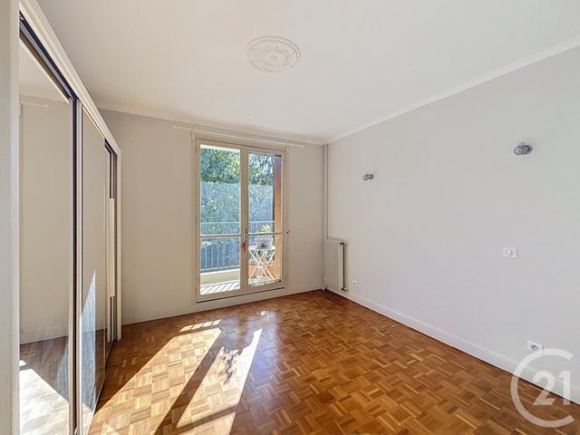 Appartement F2 &agrave; vendre - 2 pi&egrave;ces - 60,15 m2 - Rambouillet - 78 - ILE-DE-FRANCE