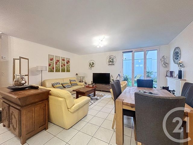 Appartement F5 à vendre - 5 pièces - 122,83 m2 - Chartres - 28 - CENTRE