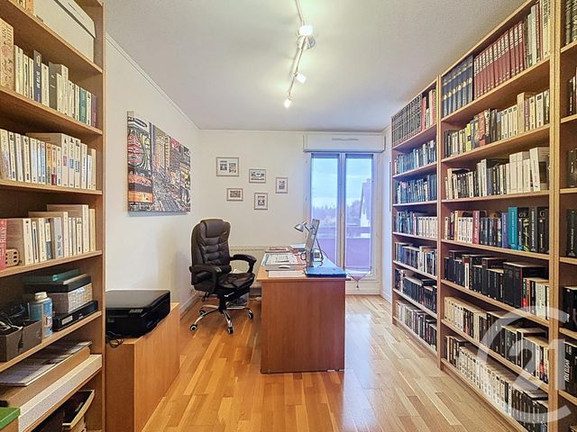 Appartement F5 à vendre - 5 pièces - 122,83 m2 - Chartres - 28 - CENTRE