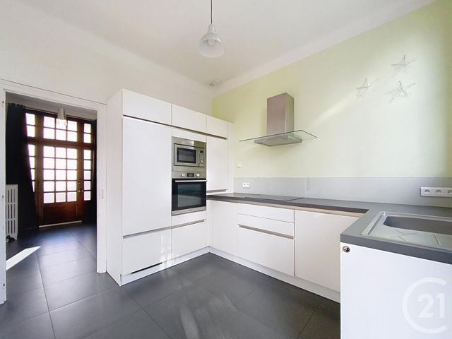 Afficher la photo en grand Maison à vendre - 7 pièces - 130 m2 - Chartres - 28 - CENTRE