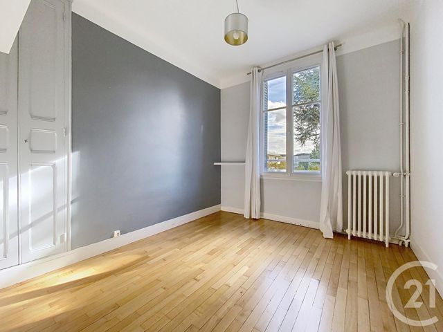 Afficher la photo en grand Maison à vendre - 7 pièces - 130 m2 - Chartres - 28 - CENTRE