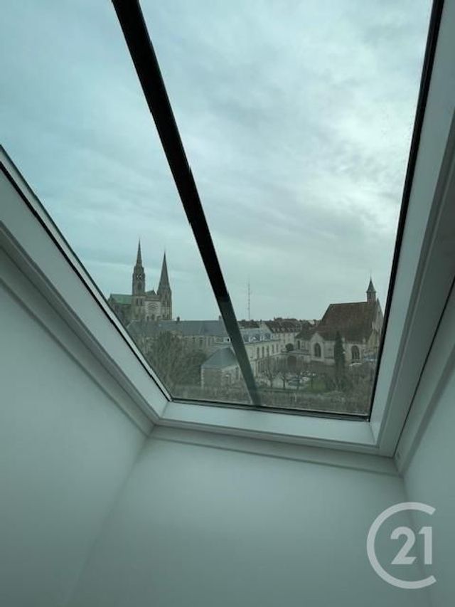 Appartement T4 à vendre - 3 pièces - 92 m2 - Chartres - 28 - CENTRE