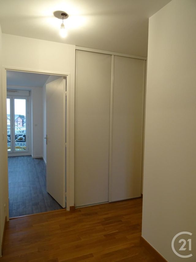 Appartement F3 à vendre - 3 pièces - 79,54 m2 - Luisant - 28 - CENTRE