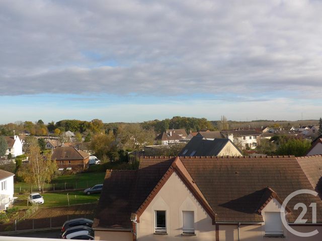 Appartement F3 à vendre - 3 pièces - 79,54 m2 - Luisant - 28 - CENTRE