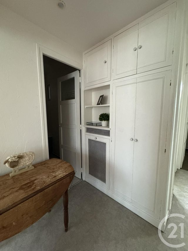 Appartement T2 &agrave; louer - 2 pi&egrave;ces - 61,44 m2 - Chartres - 28 - CENTRE